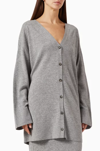 Buttoned Cardigan in Wool-cashmere