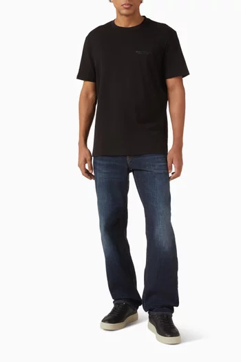 تي شيرت مزين بشعار الماركة قطن