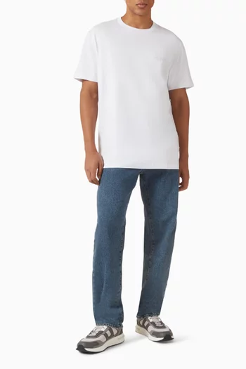 تي شيرت مزين بشعار الماركة قطن