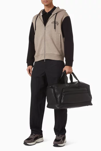 حقيبة دفل بحلية بشعار الماركة