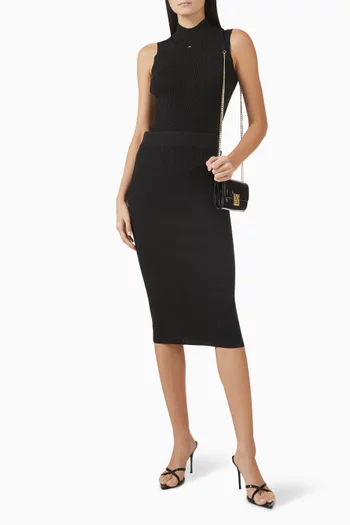 بلوزة منسوجة بلا أكمام قماش معالج