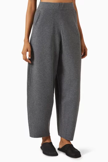 Barrel-fit Pants in Merino-wool