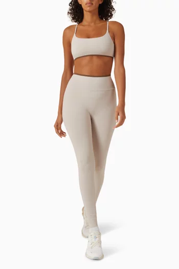 حمالة صدر بحمالات رفيعة قماش مقوى