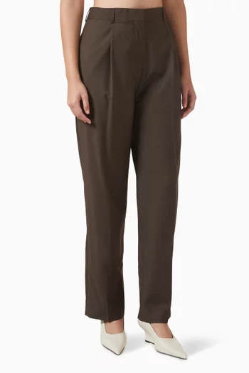 Pleat Straight-leg Pants in Wool