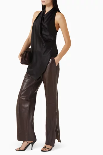 بلوزة بفتحة رقبة درابيه مطوية حرير