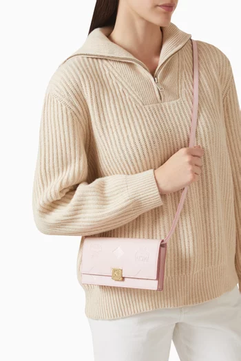 حقيبة ارين صغيرة بسلسلة جلد بنقشة فيزيتوس بحجم كبير