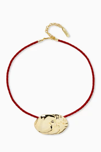 قلادة ذا غراندا بدلاية بتصميم قرص نحاس بلون ذهبي