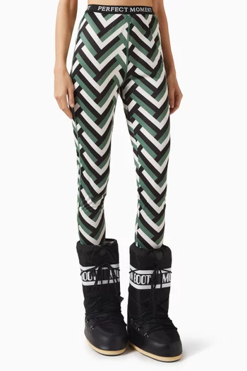 لغينغز مزين بنقشة