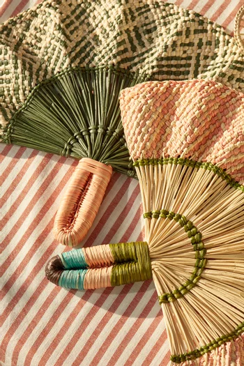 مروحة يد بكشكش