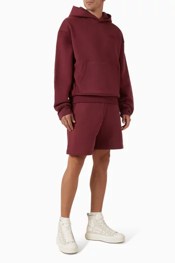 شورت رياضي مطرز بشعار الماركة صوف قطني