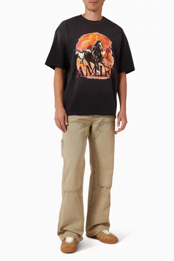 تي شيرت بقصة فضفاضة وطبعة حصان بسيطة قطن