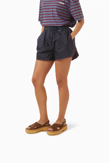 Criss-cross 55 Sandals in Suede