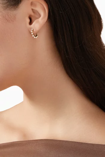 Single Pearl Circle Earring in 18kt Yellow Gold