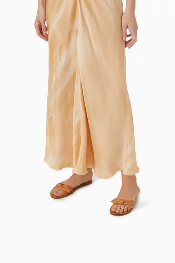 Naomi Slides in Leather