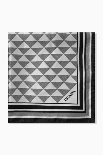 Printed Scarf in Silk Twill