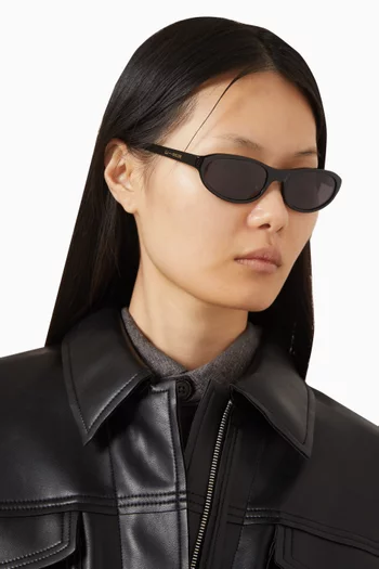 Naomi Oval Sunglasses in Acetate