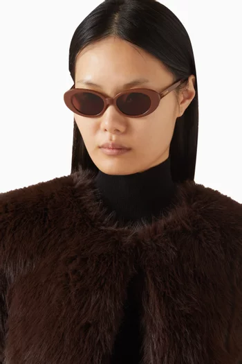 Jeanne Oval Sunglasses in Acetate