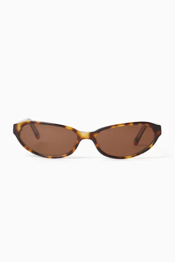 Alexe Oval Sunglasses in Acetate