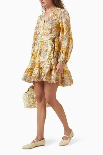 فستان داي لايت قصير بتصميم ملفوف وكشكش قطن