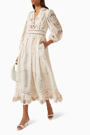 فستان بيشنس بفتحة رقبة عميقة كتان