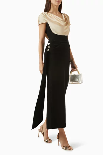 فستان باسيلدون بفتحة رقبة مطوية