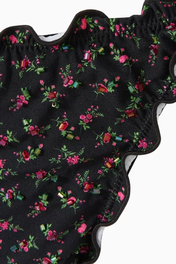 قطعة بيكيني سفلية مطرزة بأربطة وحواف كشكش