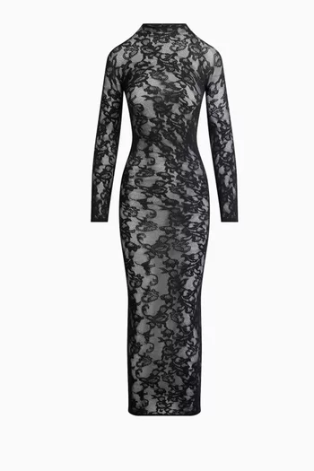 فستان بياقة عالية دانتيل