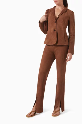 بنطال بقصة ضيقة شمواه