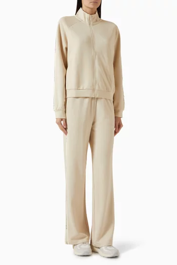 جاكيت وبنطال بشعار EA7