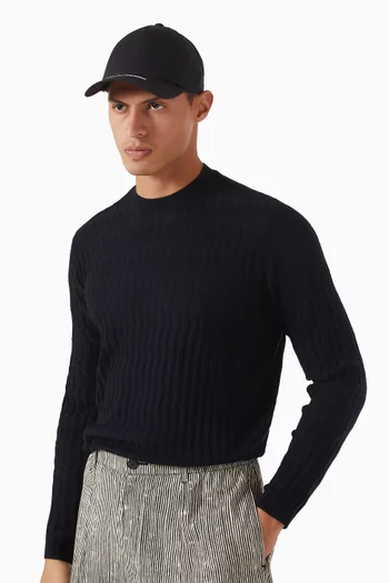 كاب بشعار الماركة