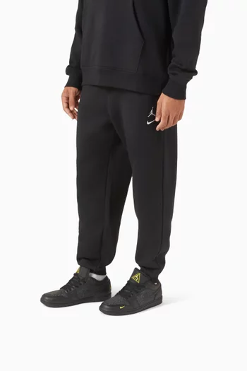 Air Jordan 1 Low SE Sneakers in Leather