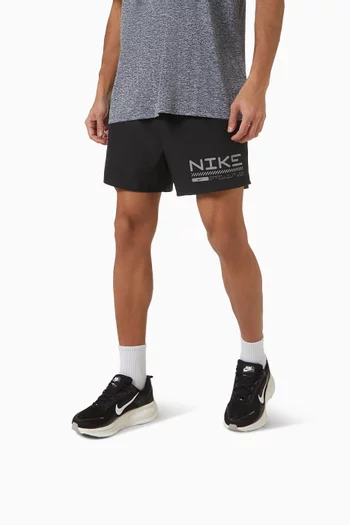 سنيكرز فوميرو 18 وايد