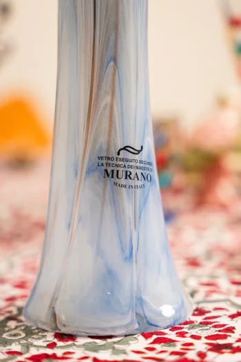 مزهرية منحوتة زجاج بطلاء يدوي