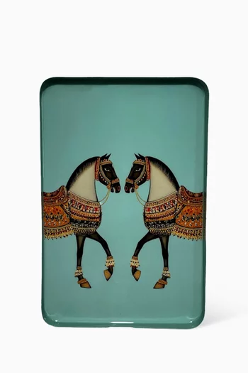 صينية بنقشة حصان حديد