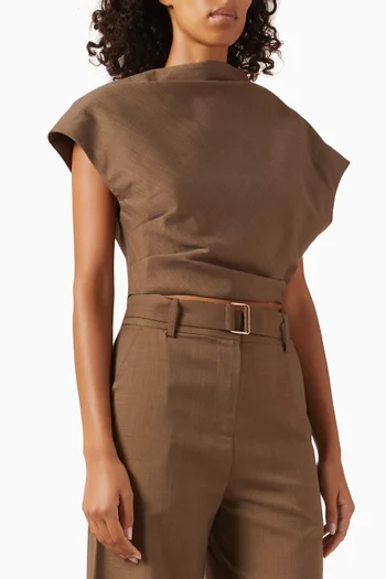 بلوزة آشر بأكمام قصيرة