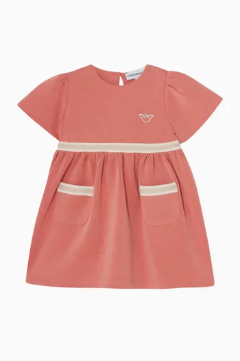 فستان مطرز بشعار النسر بحجم صغير جيرسيه