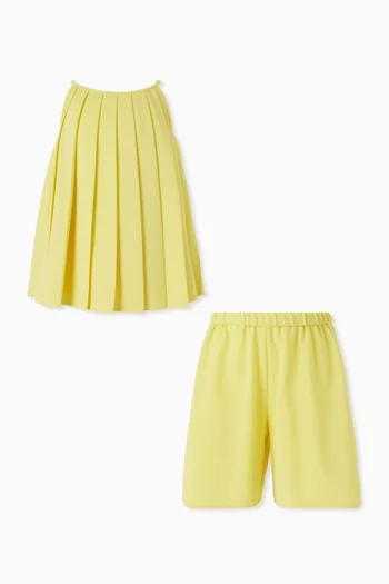 طقم بلوزة وشورت بطيات