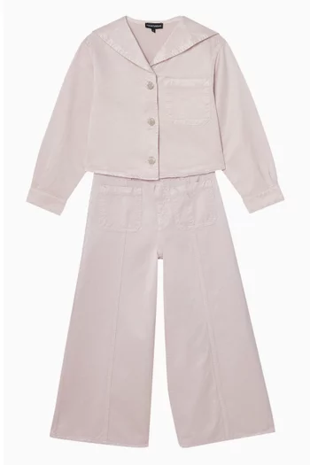 بنطال جينز بقصة ساق واسعة وشعار الماركة دينم