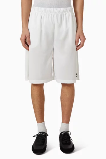 شورت بقصة فضفاضة