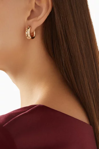 أقراط ايكونيكا مرصعة بالماس ذهب وردي عيار 18