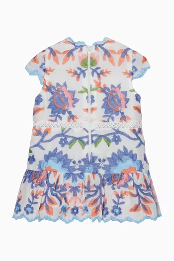 فستان سارة قصير مزين بتطريزات