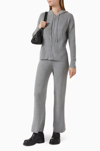 سترة بغطاء رأس وسحّاب نسيج مضلع