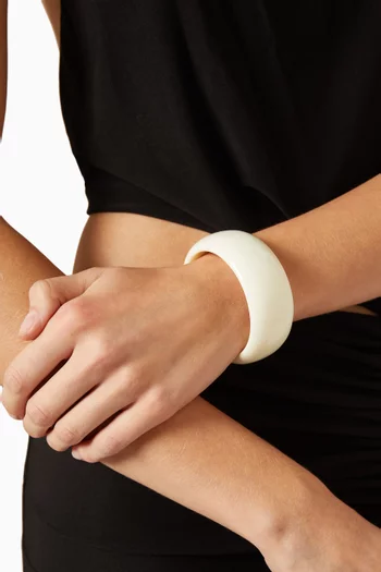 Cove Bangle in Resin