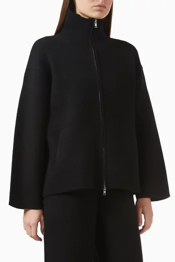 بلوزة بلا أكمام مزيج كشمير وحرير خفيف الوزن