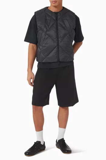 فيست مبطن بالزغب بنقشة ماسات