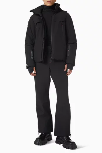 سويت شيرت بياقة عالية قماش بولارتيك