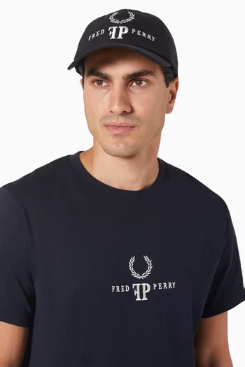 كاب بأحرف الماركة مايكروفايبر