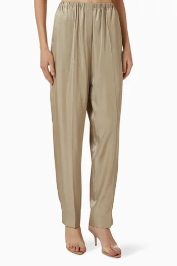 بنطال آن بقصة واسعة