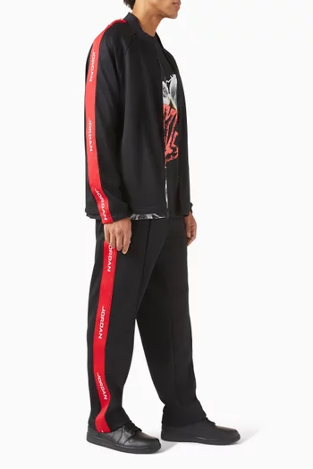 جاكيت رياضي إسنشالز