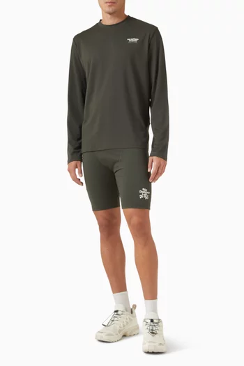 شورت ضيق بالانس بطبعة No Distance Left To Run